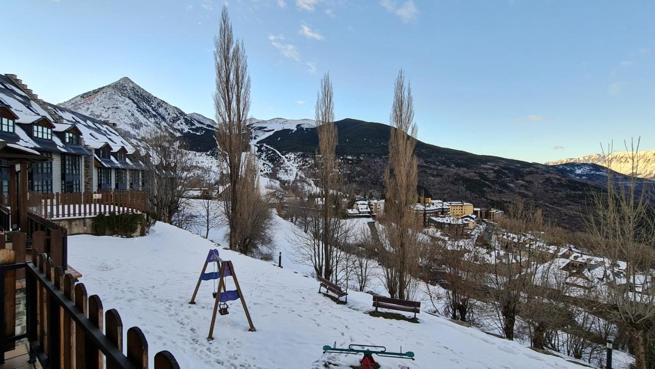 Апартаменты Tuhogarencerler Taquilla Parking En Pistas Экстерьер фото