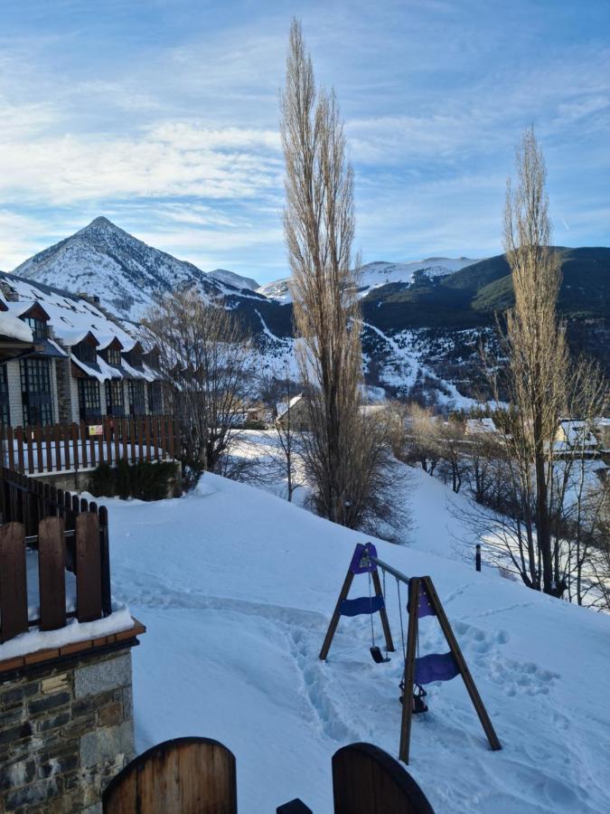 Апартаменты Tuhogarencerler Taquilla Parking En Pistas Экстерьер фото